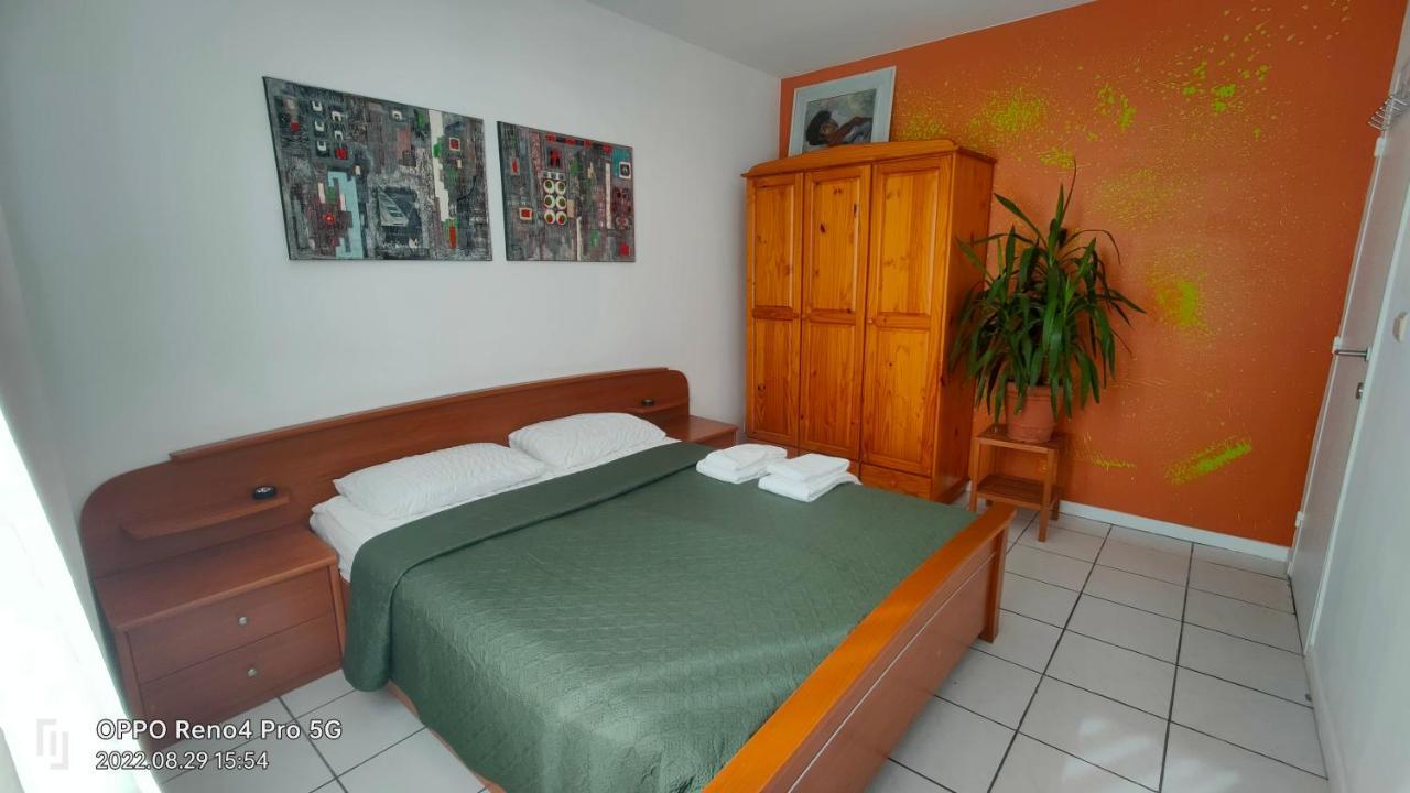 Compact Cozy Place Good For 3 Person! Apartment *